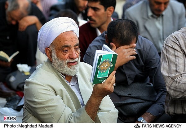 حجت الاسلام قرائتی از بیمارستان در مشهد مرخص شد