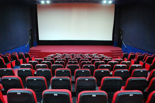 قیمت بلیت سینما در ماه رمضان نیم بها شد