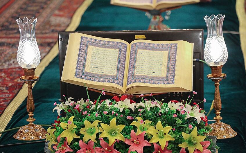 برپایی کرسی‌های رمضانی تلاوت قرآن در حرم امام رضا(ع)