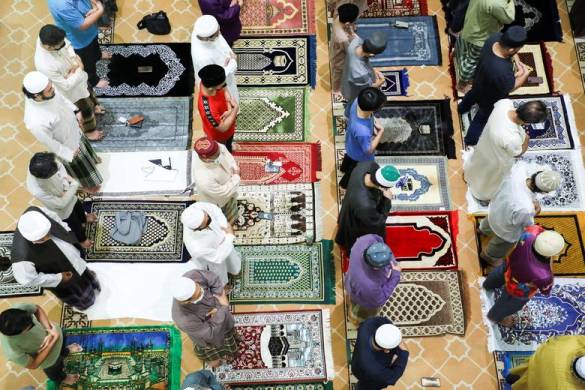 گزارش تصویری: حال و هوای ماه مبارک رمضان در کشورهای مختلف جهان