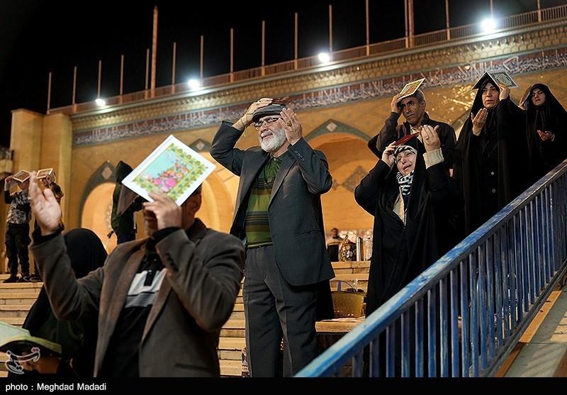 عکس |  مراسم احیای شب نوزدهم رمضان در مصلی تهران