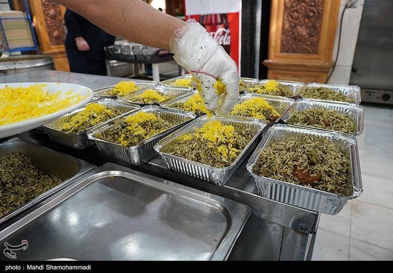 طبخ و توزیع افطاری در حرم مطهر حضرت عبدالعظیم حسنی (ع)
