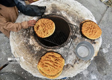 گِرده نان محلی به همراه آش بوشهری در ماه مبارک رمضان