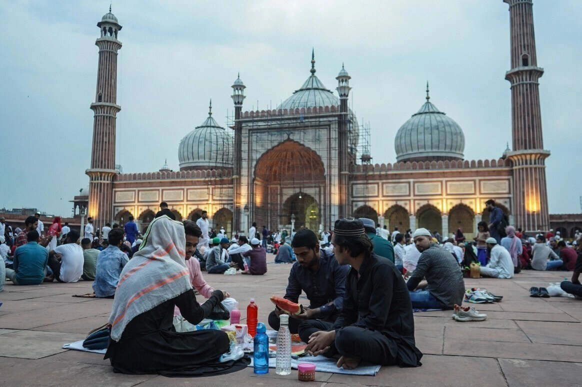 رمضان، به وسعت جهان