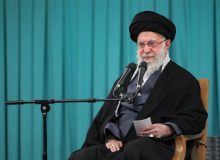 کمک پنجمیلیاردتومانی امام خامنهای برای آزادی زندانیان نیازمند