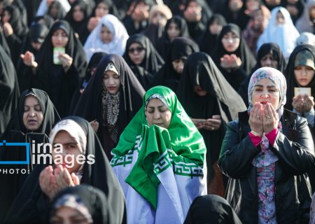 نماز عید فطر در حرم مطهر رضوی
